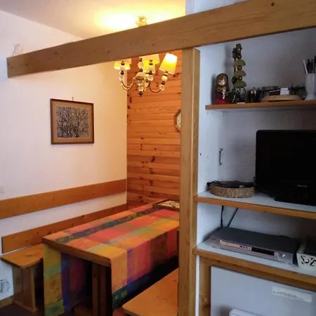 Les Glaciers 3 - 2 Pieces Pour 5 Personnes 214 * La Plagne